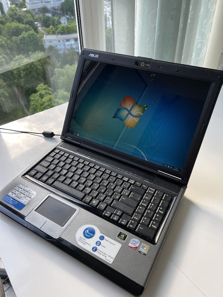 Ноутбук Asus X55