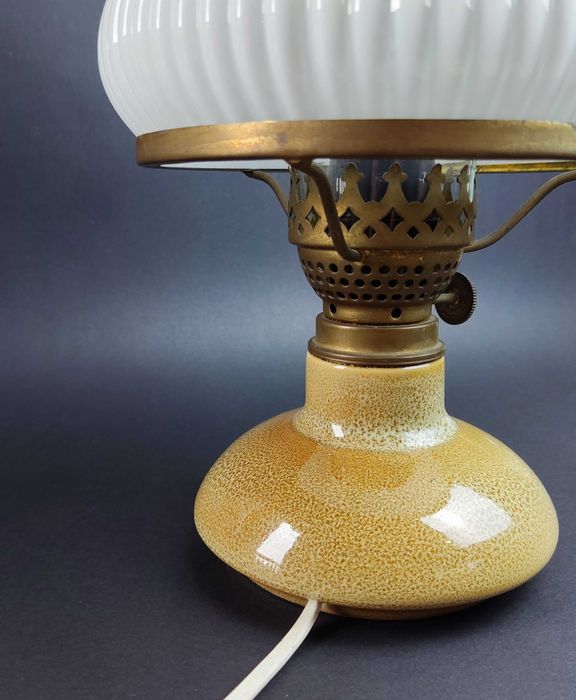 Lampka na podstawie Mirostowice - stan idealny