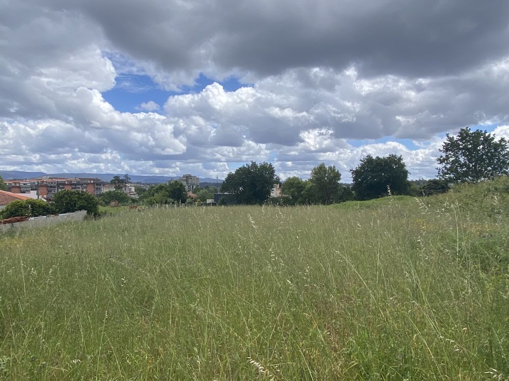 Terreno com 2100 m2 Águeda centro