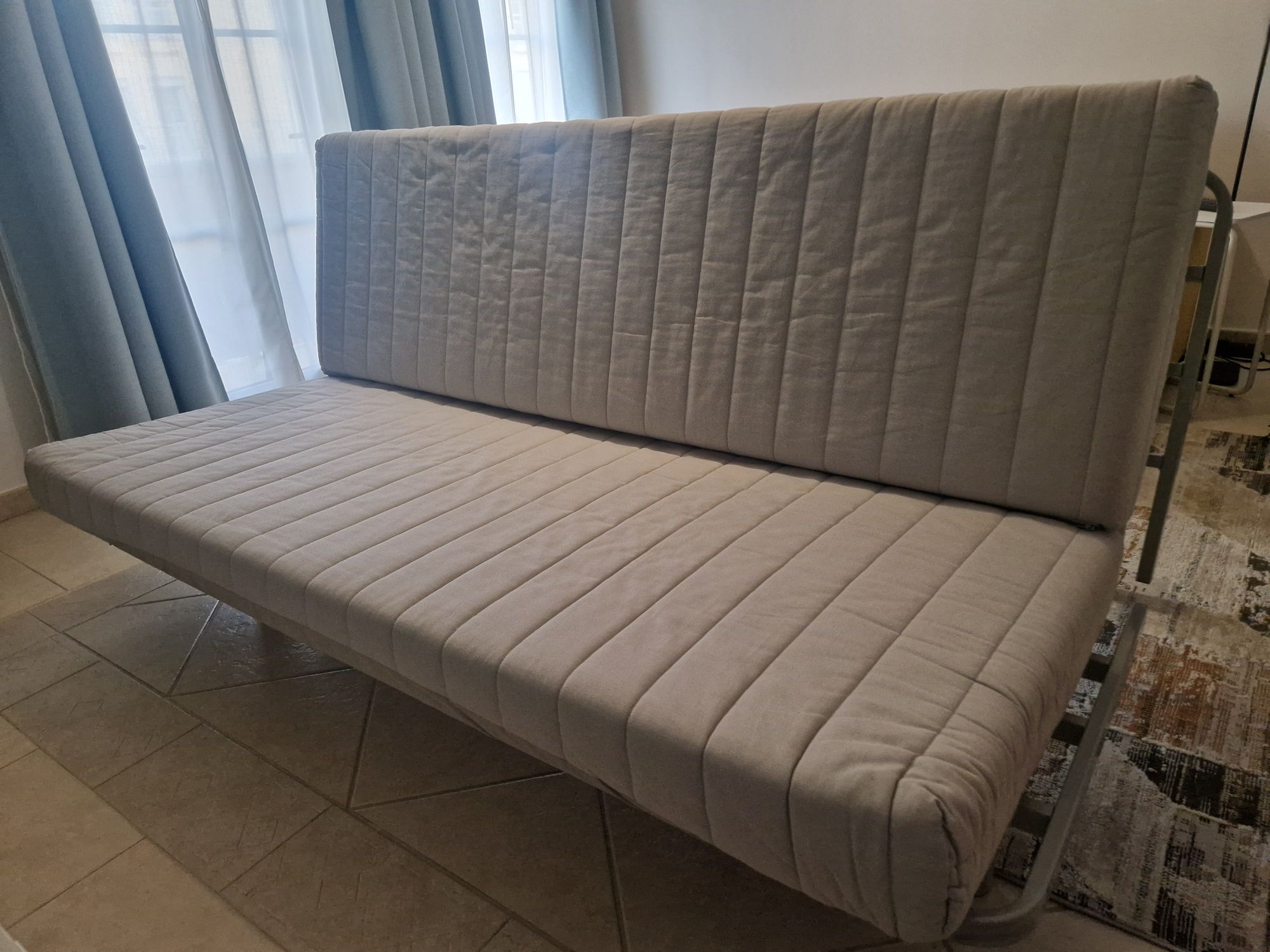 Sofá cama 3 lugares