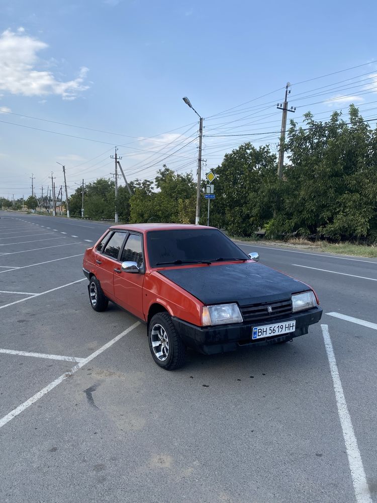 Продам 21099 сел поехал 93год, карб