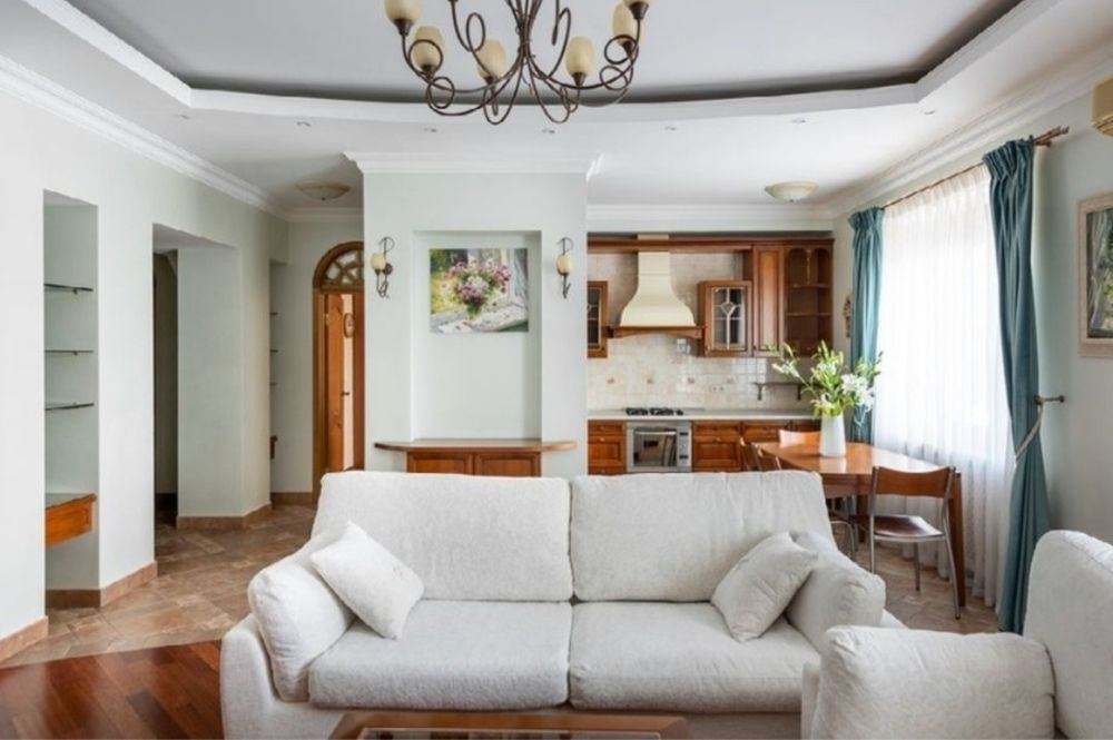 Продажа квартиры,Антоновича 4/6, роскошная,ремонт,мебель