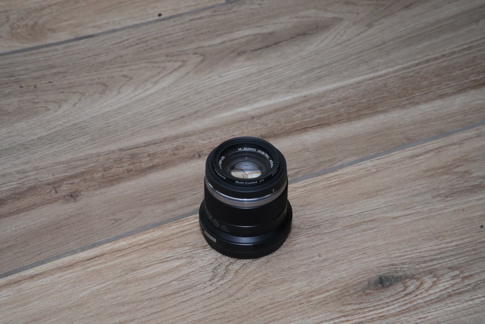 Olympus OM-D E-M5 Mark II Tytan zestaw z obiektywami i bateriami