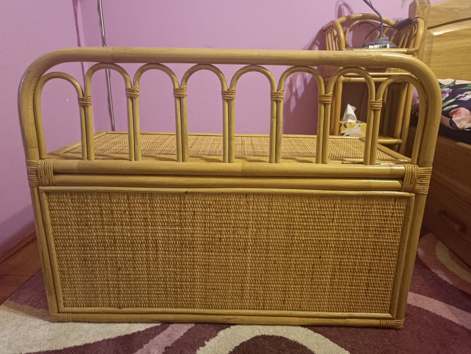 Piękna skrzynia rattanowa