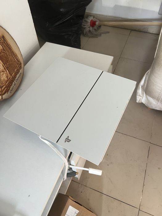 PS4 usada mas como nova