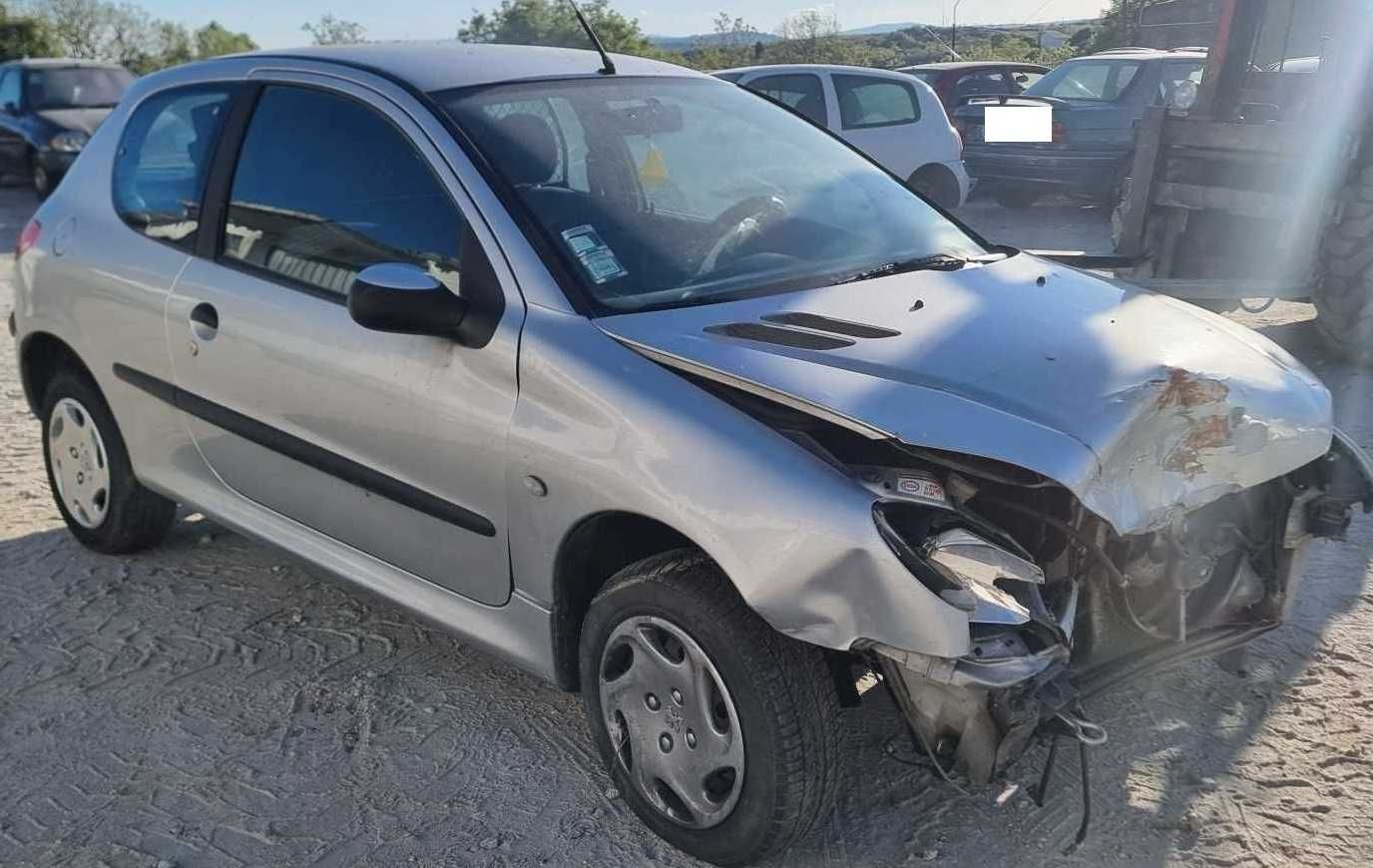 Para peças Peugeot 206 1.9 D ano 2000