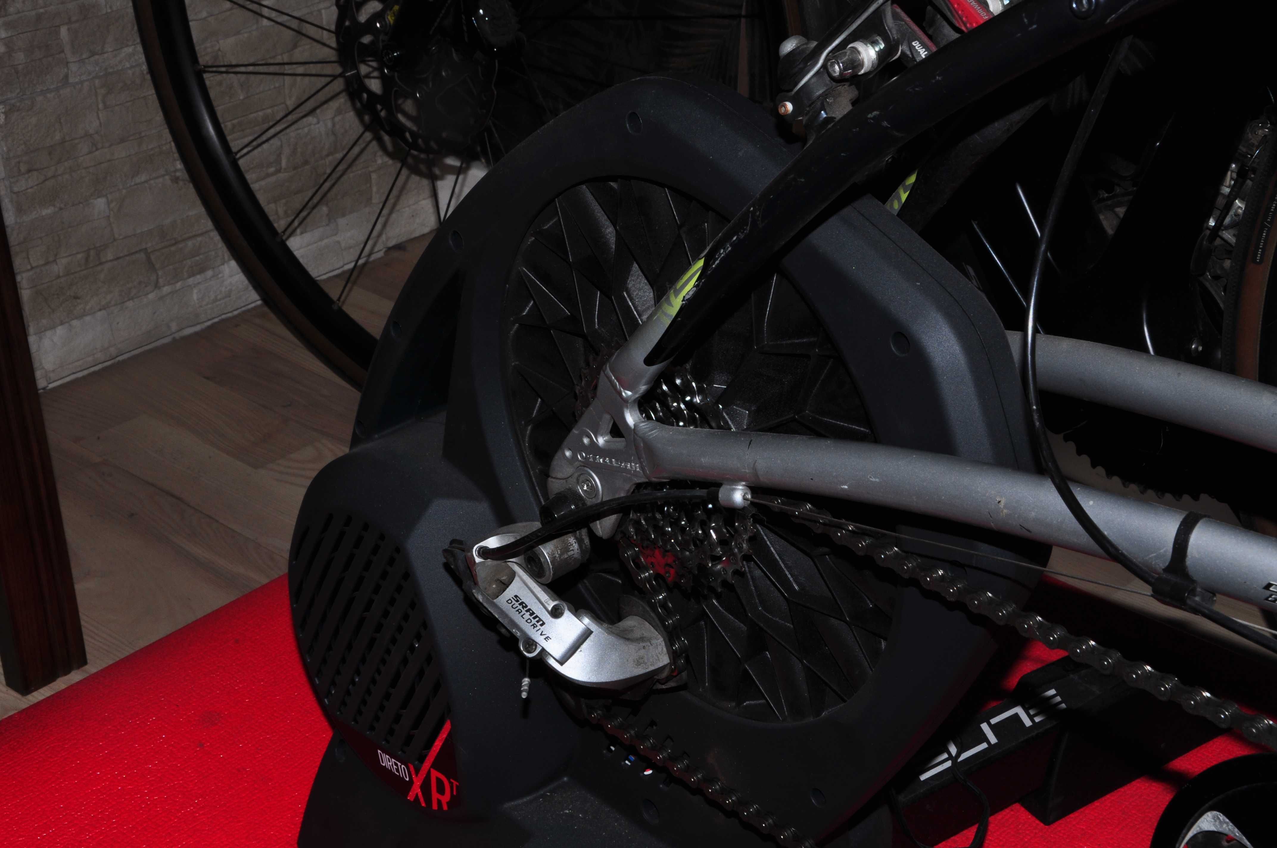 Trenażer ELITE Direto XR-T + Rower