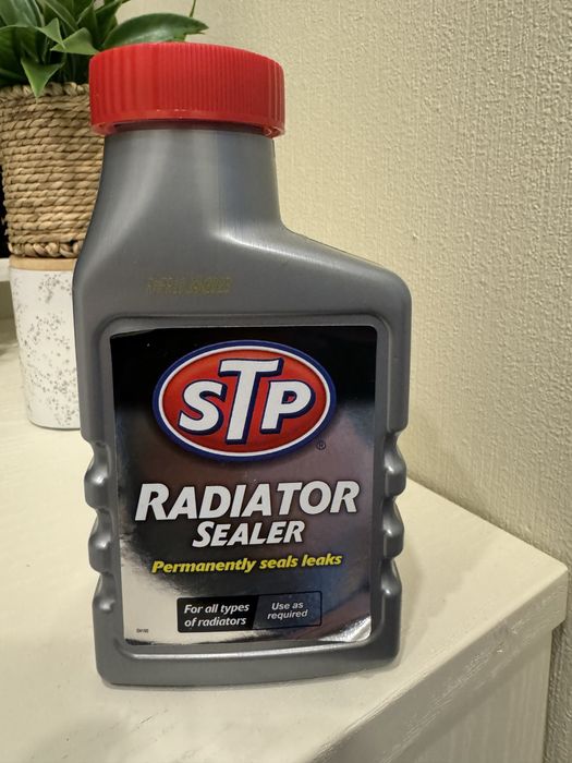 Герметик радіатора StP Radiator Sealer 300мл