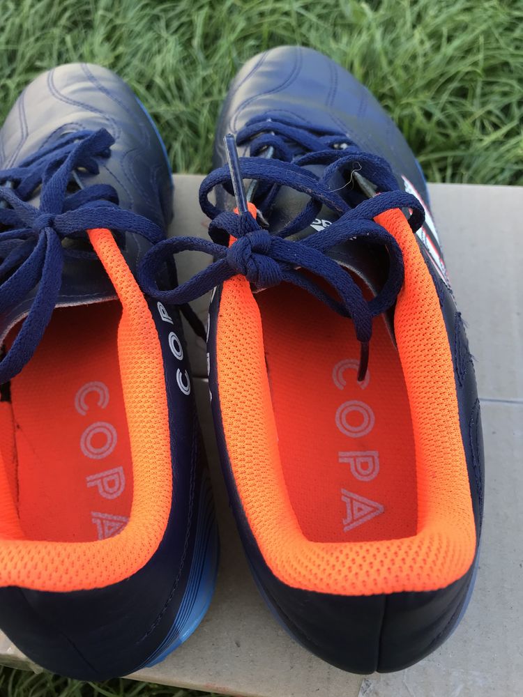Сороконіжки adidas -р43 (27 см)