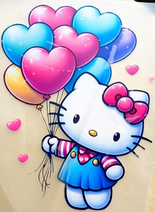 Koszula z grafiką transferową personalizowana Hello Kitty  marka Kingn