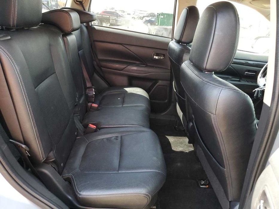 MITSUBISHI Outlander Se 2016