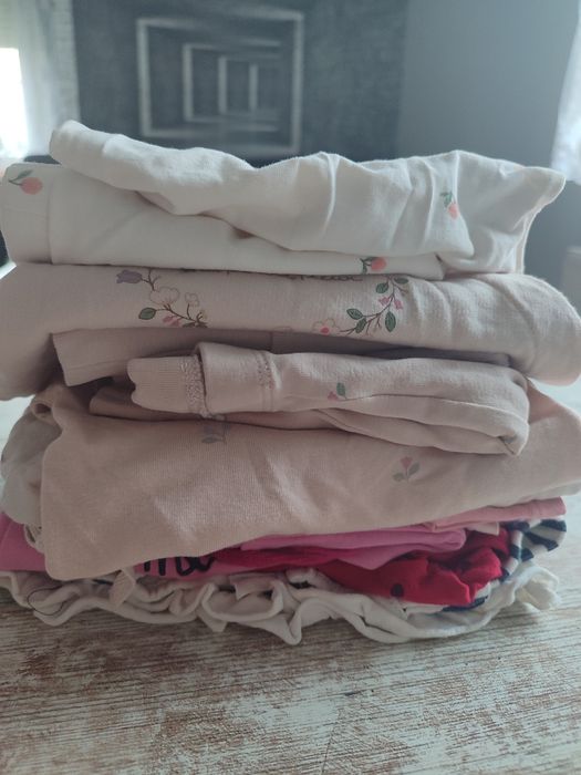 Komplety dzieciece dla dziewczynki. Rozmiar 56/62.