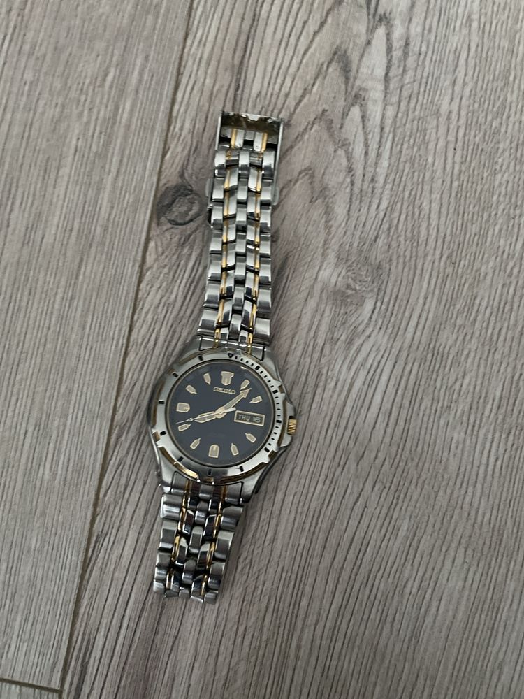 Seiko Quartz 100