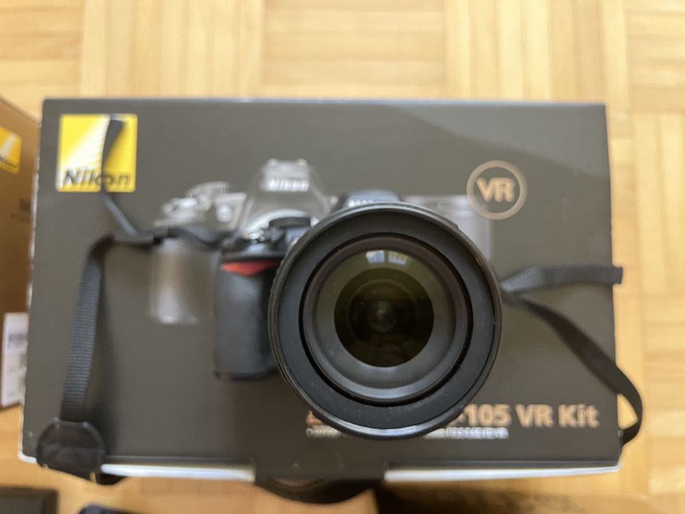 Nikon D3100 obiektyw 18-105 mm