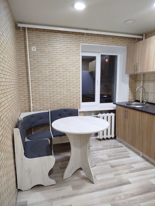 Актуально! 1-ая кв. 2/5 р-н Варуса, Гагарина