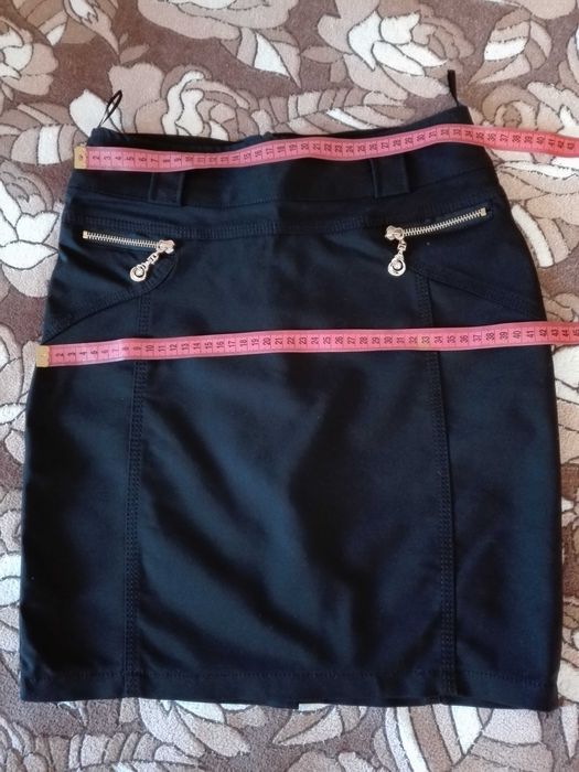 Продам спідницю в гарному стані