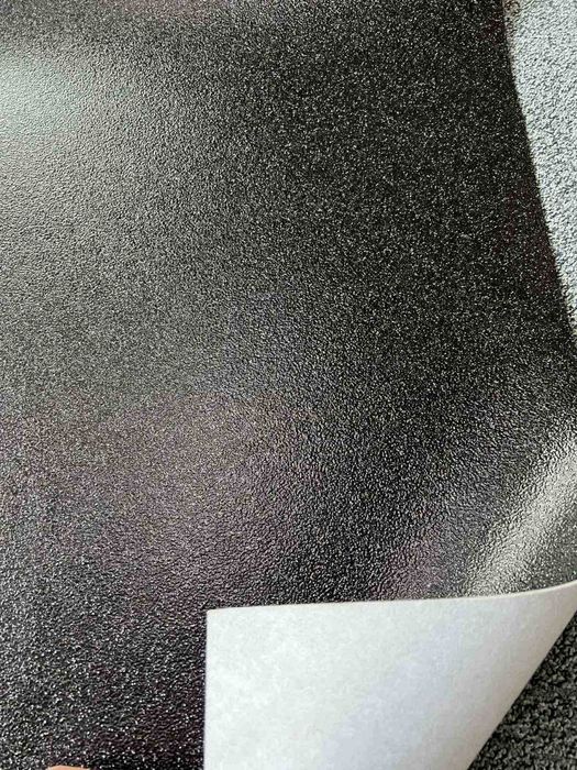 Підлогові покриття: лінолеум, ковролін, штучна трава, пвх плитка