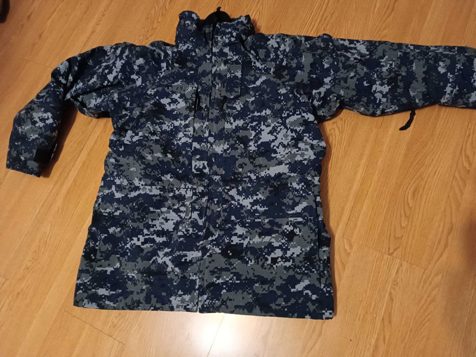 Kurtka Polar US Navy AOR II Blue Goretex M/R kontrakt APECS