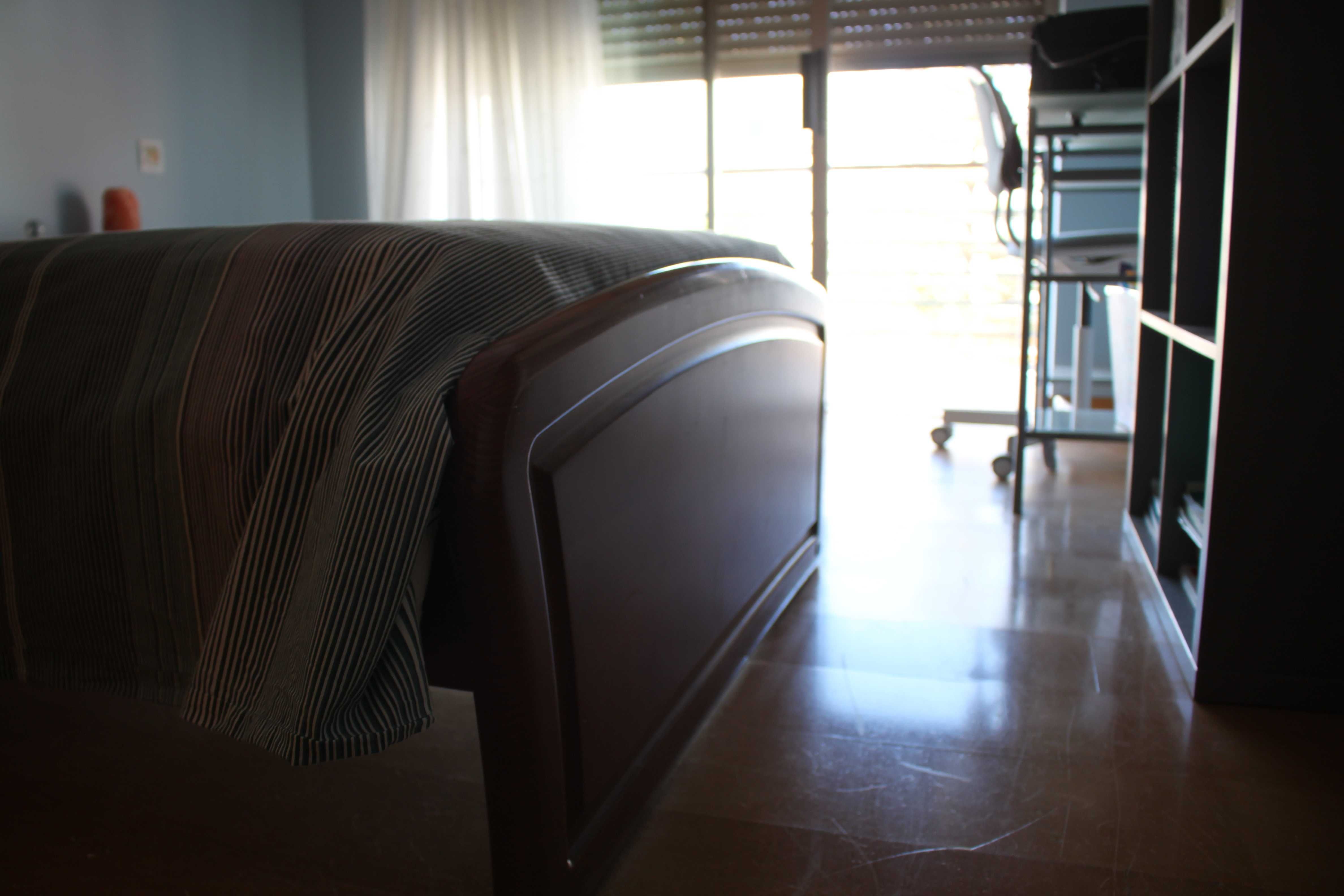 Cama Solteiro Castanha Madeira Maciça