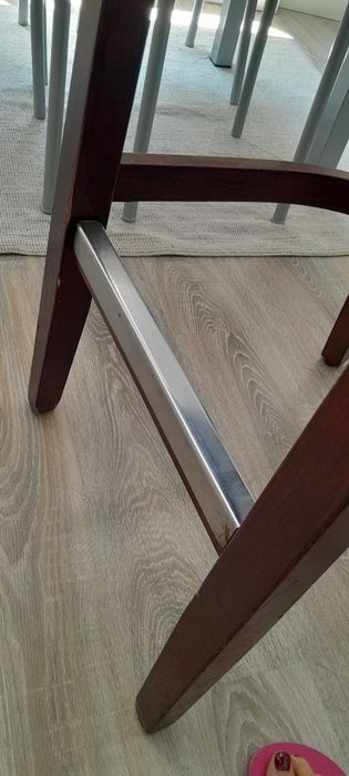 Cadeira Alta com Charme