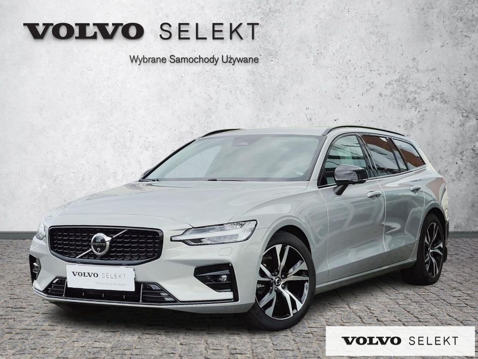 Volvo V60 V60 B4 B Plus Dark, BLIS, Kamera 360, HarmanKardon, Aktywny tempomat,