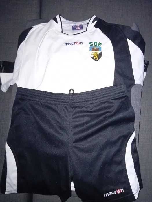 Cachecóis do Benfica (2010), Equipamento Farense XS (2010)