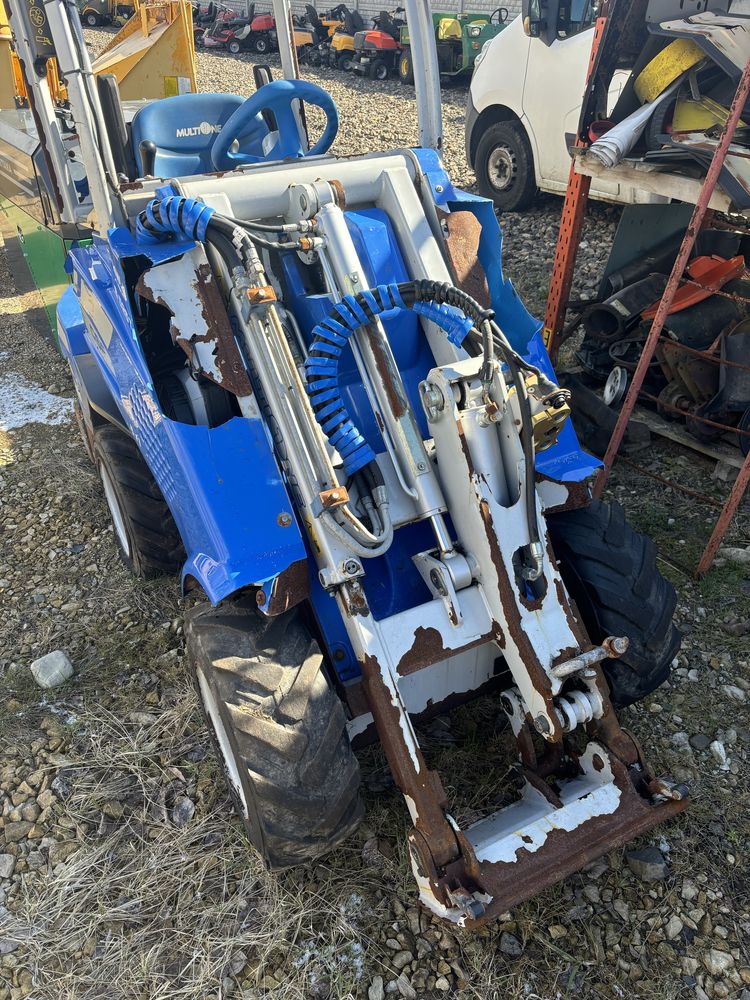 Miniładowarka ładowarka Multione S 525 T 4WD 1930 mth jak 5.3