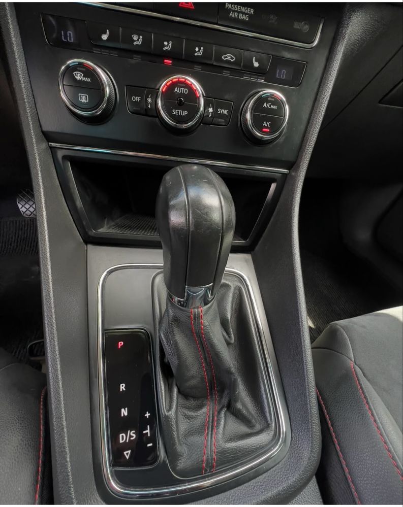 Vendo seat leon st fr 2.0 tdi como nova