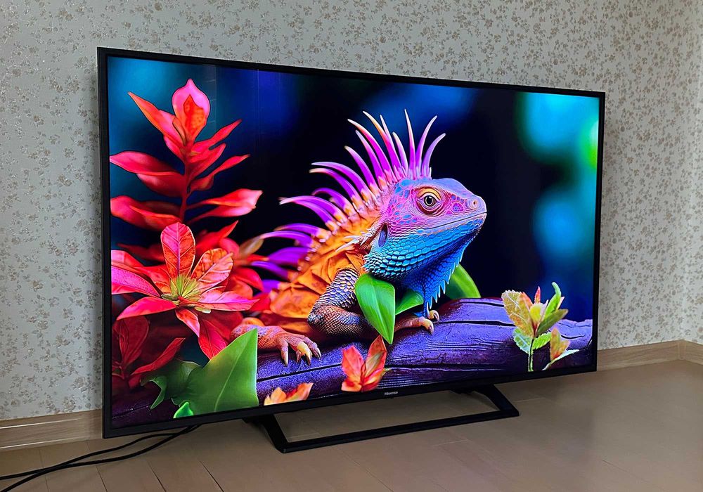 SMART-телевізор Hisense 55" 4K Ultra HD HDR10+ / HLG / Dolby Vision