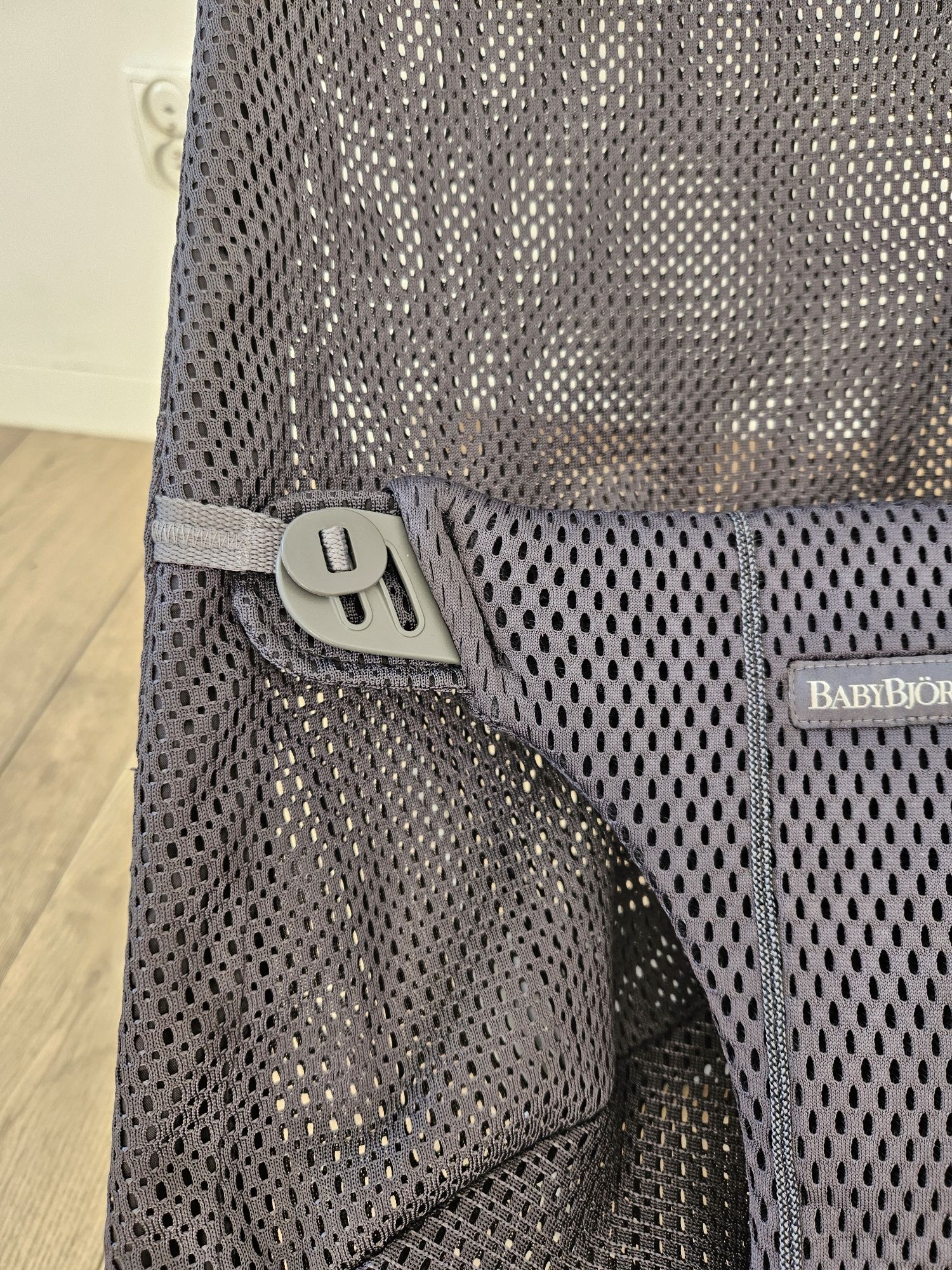 Bujaczek babybjorn mesh antracyt