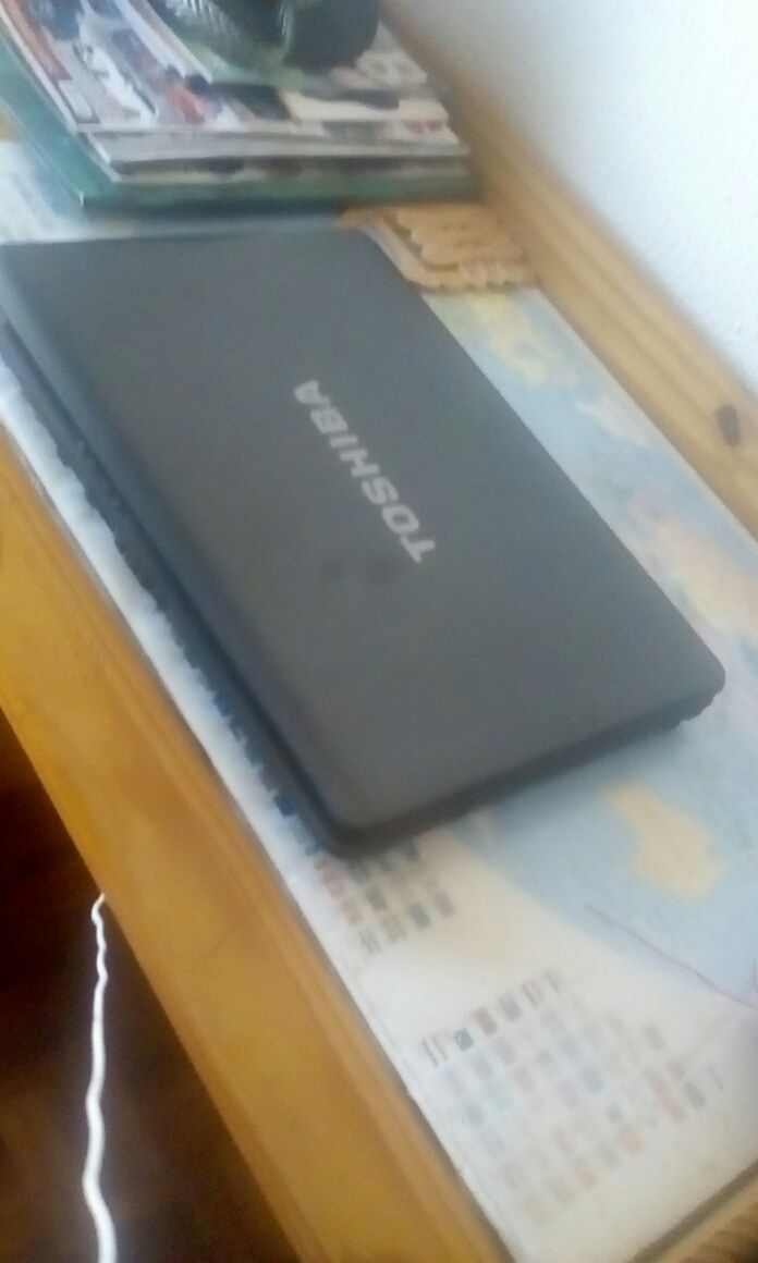 Vendo Carregador Toshiba 10€ ler anúncio anterior pelo mesmo motivo!!