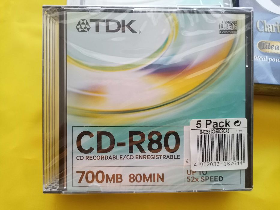 Чистые CD -диски, 700 МБ, видеокассета