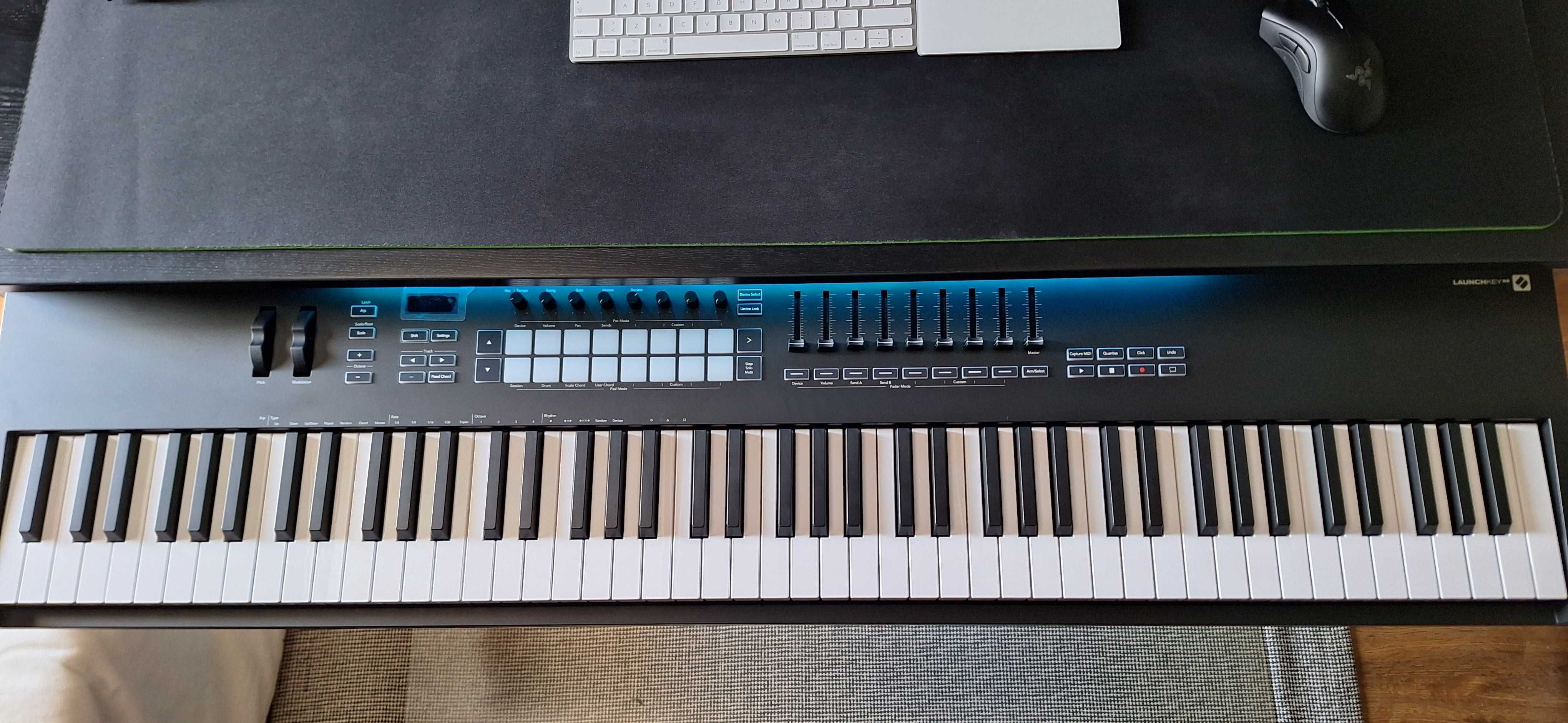 Novation Launchkey 88 MK3