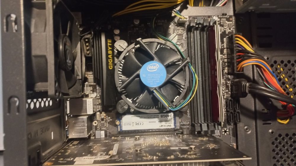 komputer stacjonarny i5 7gen gtx 1050 ssd m.2