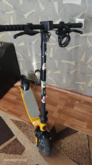 Продам елекросамокат