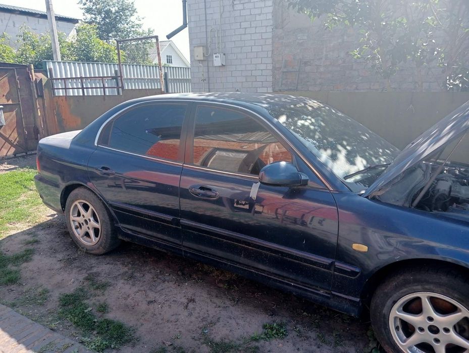 Продам kia під запчастини