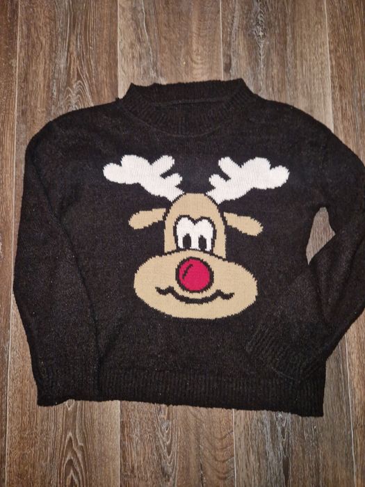 Новогодний женский свитер с оленем р. М