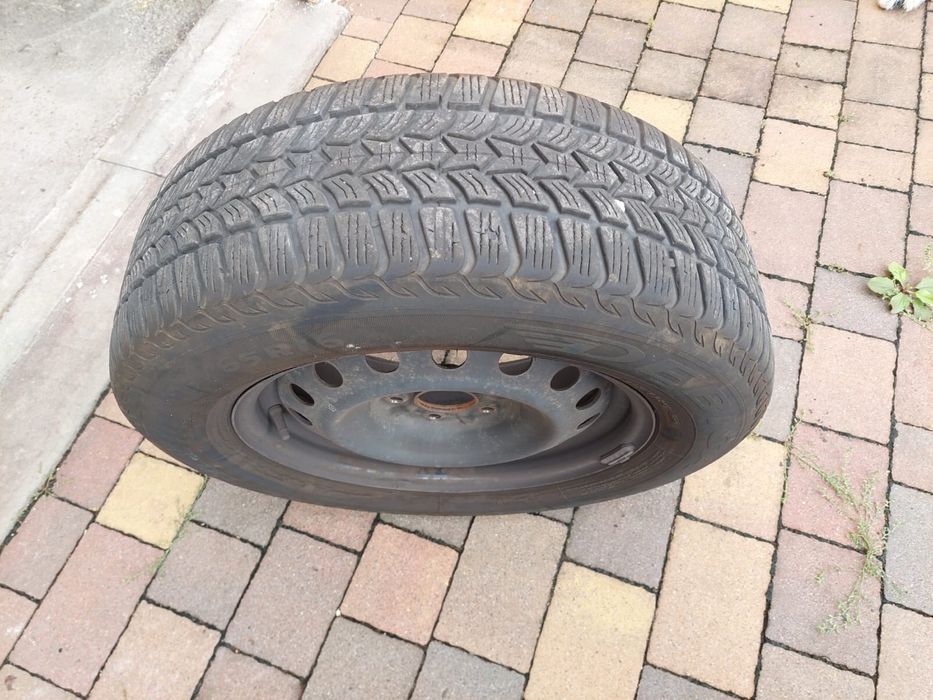 Opony z felgami Dębica frugo 215/65R16