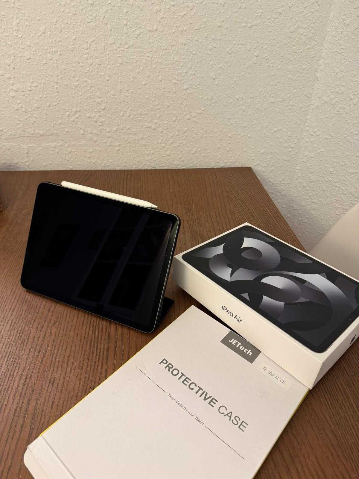 iPad Air 5th Gen (2022) 64 GB Space Grey + Apple Pencil 2 + Capa
