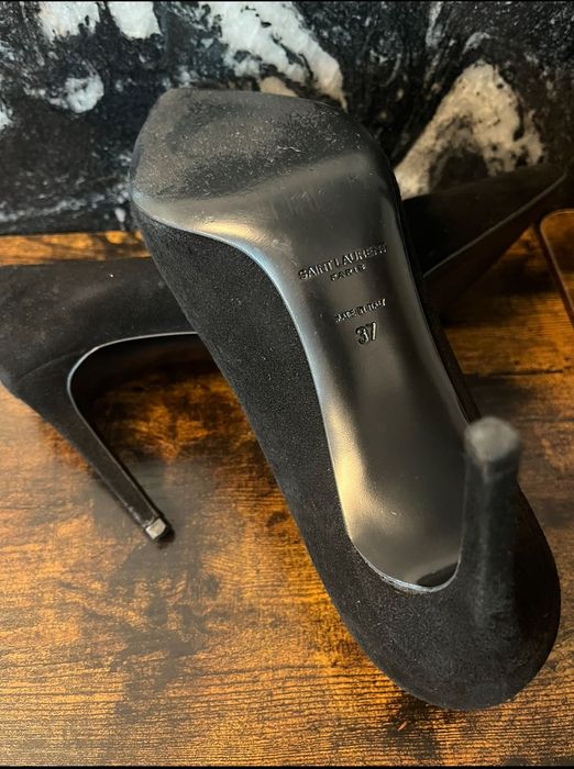 Szpilki zamszowe Saint Laurent