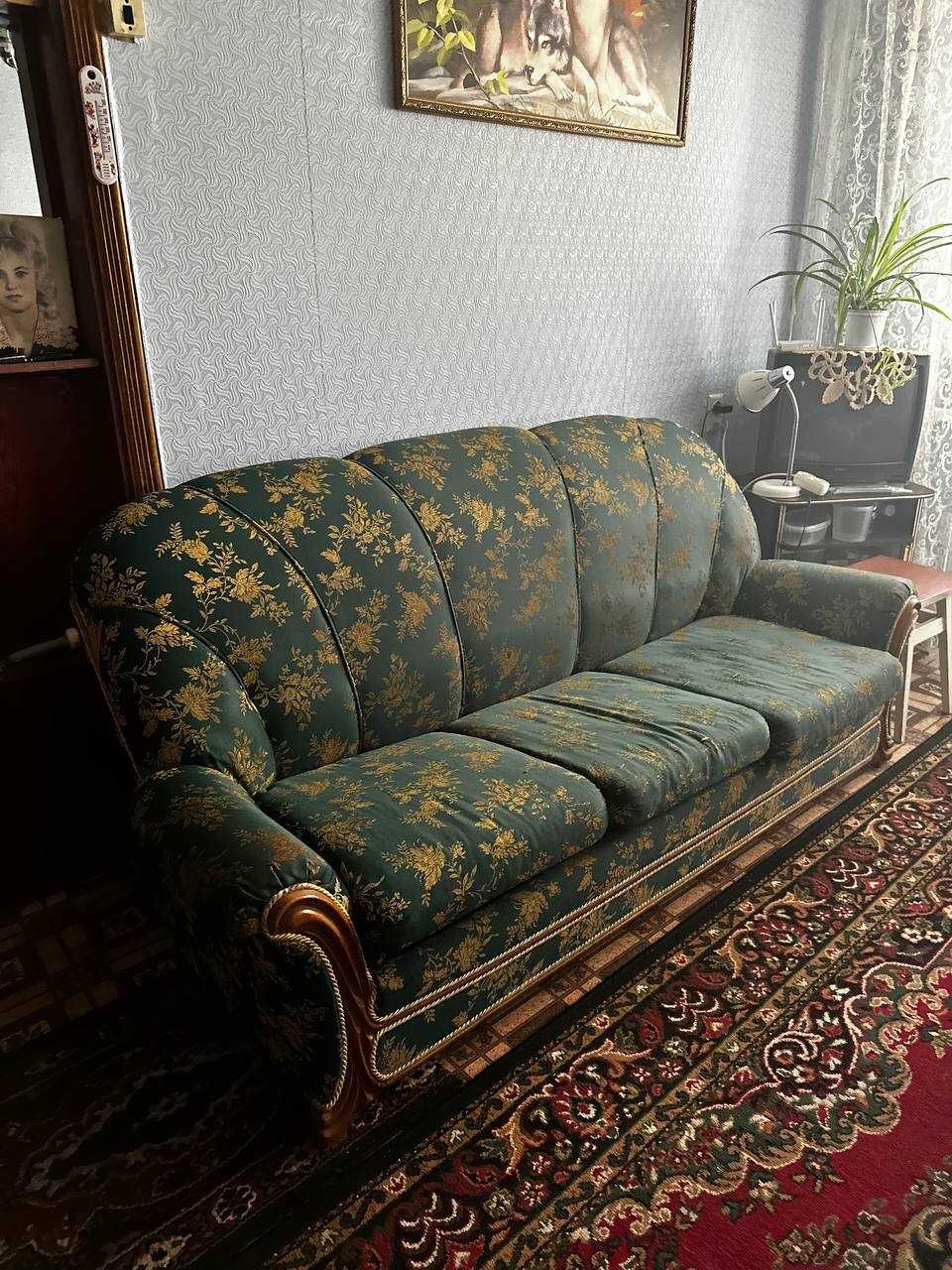 Продам диван и кресла