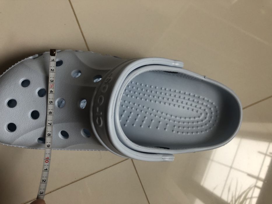 Продам нові оригінальні  crocs ,крокси 39-40 розмір
