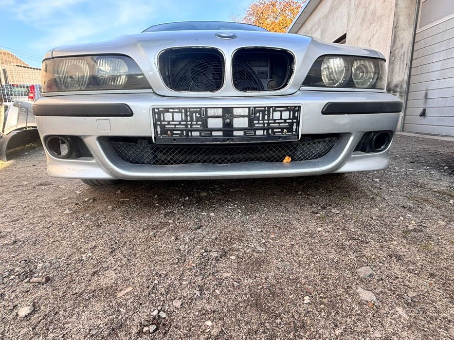 Zderzak przedni BMW E39 sedan 520i lak. 309/7