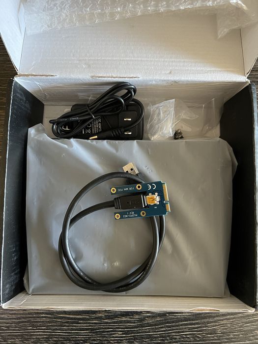 Адаптер Mini PCIe - PCI в Корпусі з блоком живлення