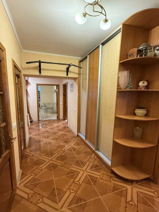 Оренда 4к квартири в Центрі міста. МОЖНА З ТВАРИНАМИ