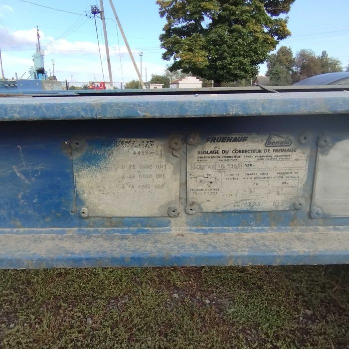 Рама fruehauf с бочки.