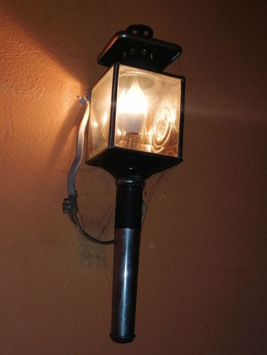 Lampa kolejowa kinkiet