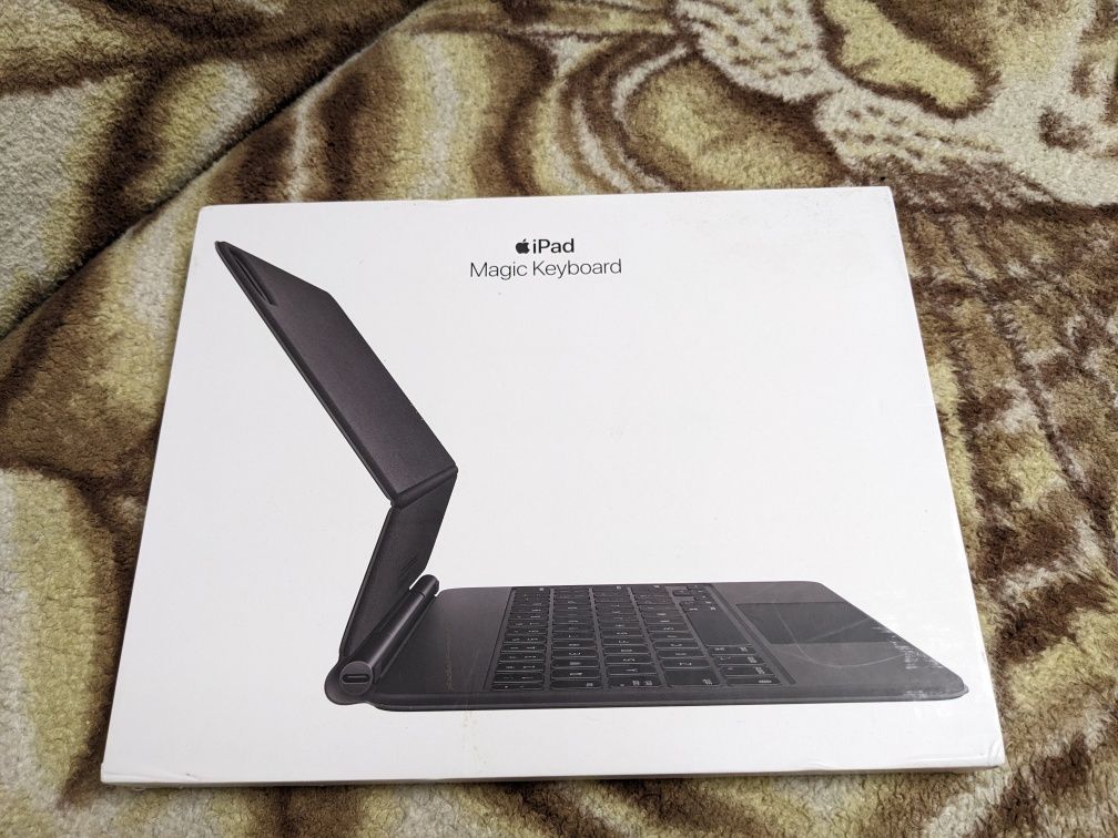 Клавиатура iPad 11 pro. А 2261