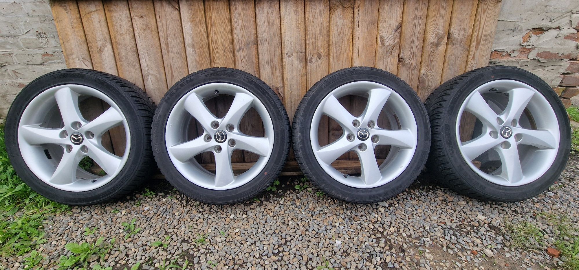 4 Felgi aluminiowe z oponami 17 5x114,3 et555