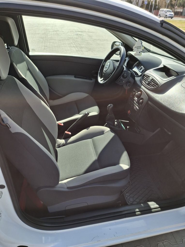 Sprzedam Reno Clio3 1.5Dci.